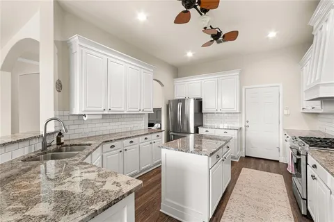 $550,000 | 2404 Dawn Mist Drive, Little Elm, TX 75068