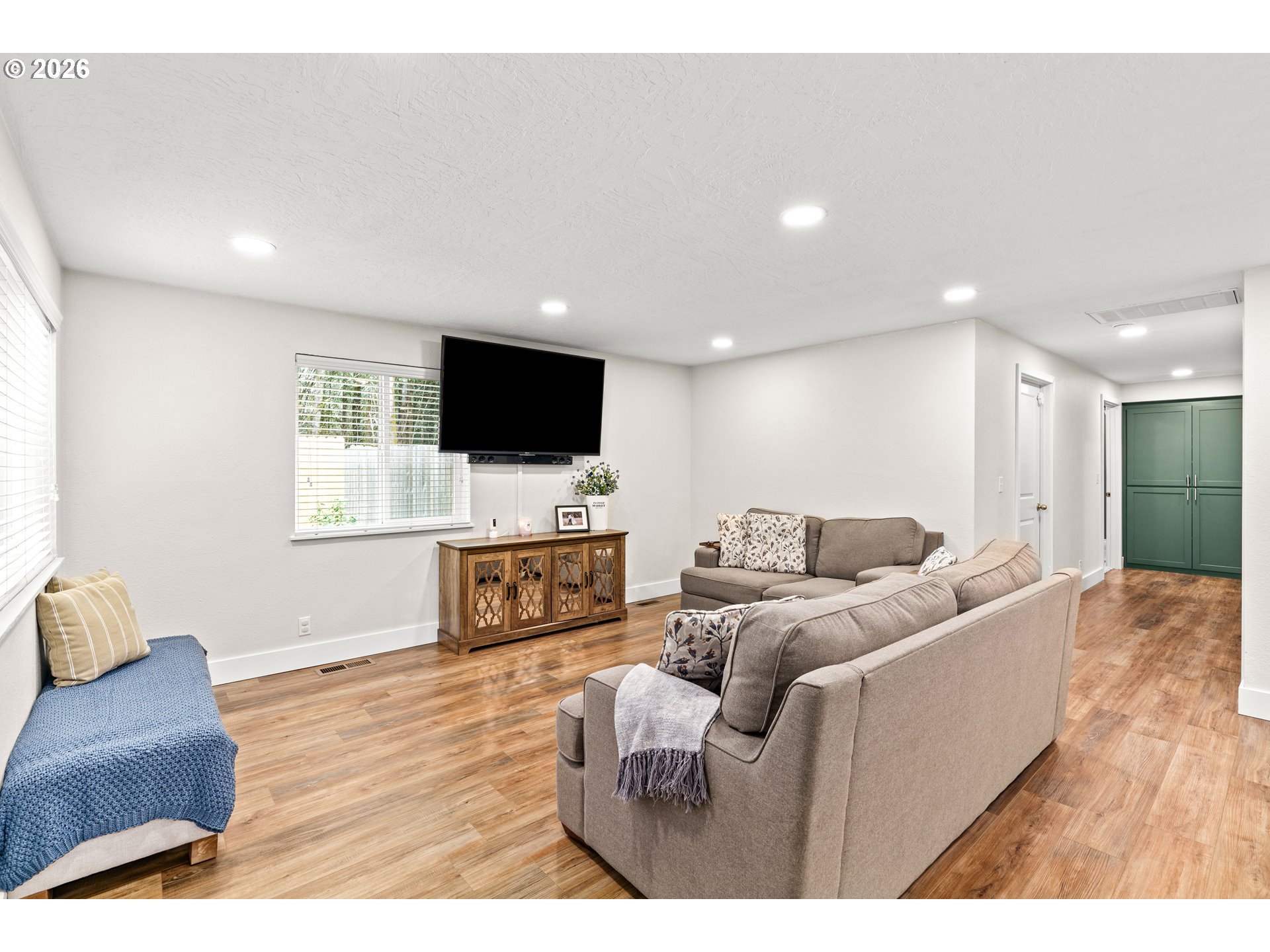 24705 Parkside Drive Veneta, OR 97487 - Photo 14 of 32