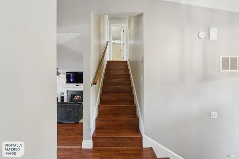 $1,049,000 | 112 Rose Petal Court, Petaluma, CA 94954
