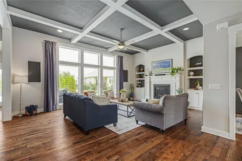 $875,000 | 15854 West 165th Terrace, Olathe, KS 66062