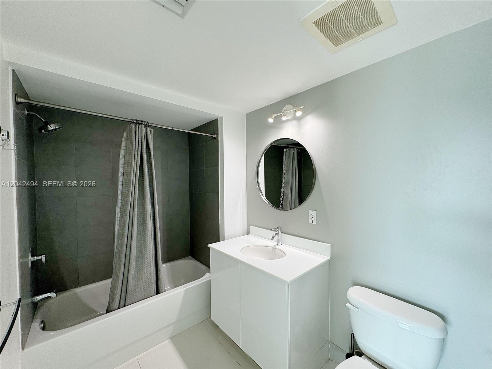 92 Southwest 3rd Street, Unit 3912 Miami, FL 33130 - Photo 25 of 33