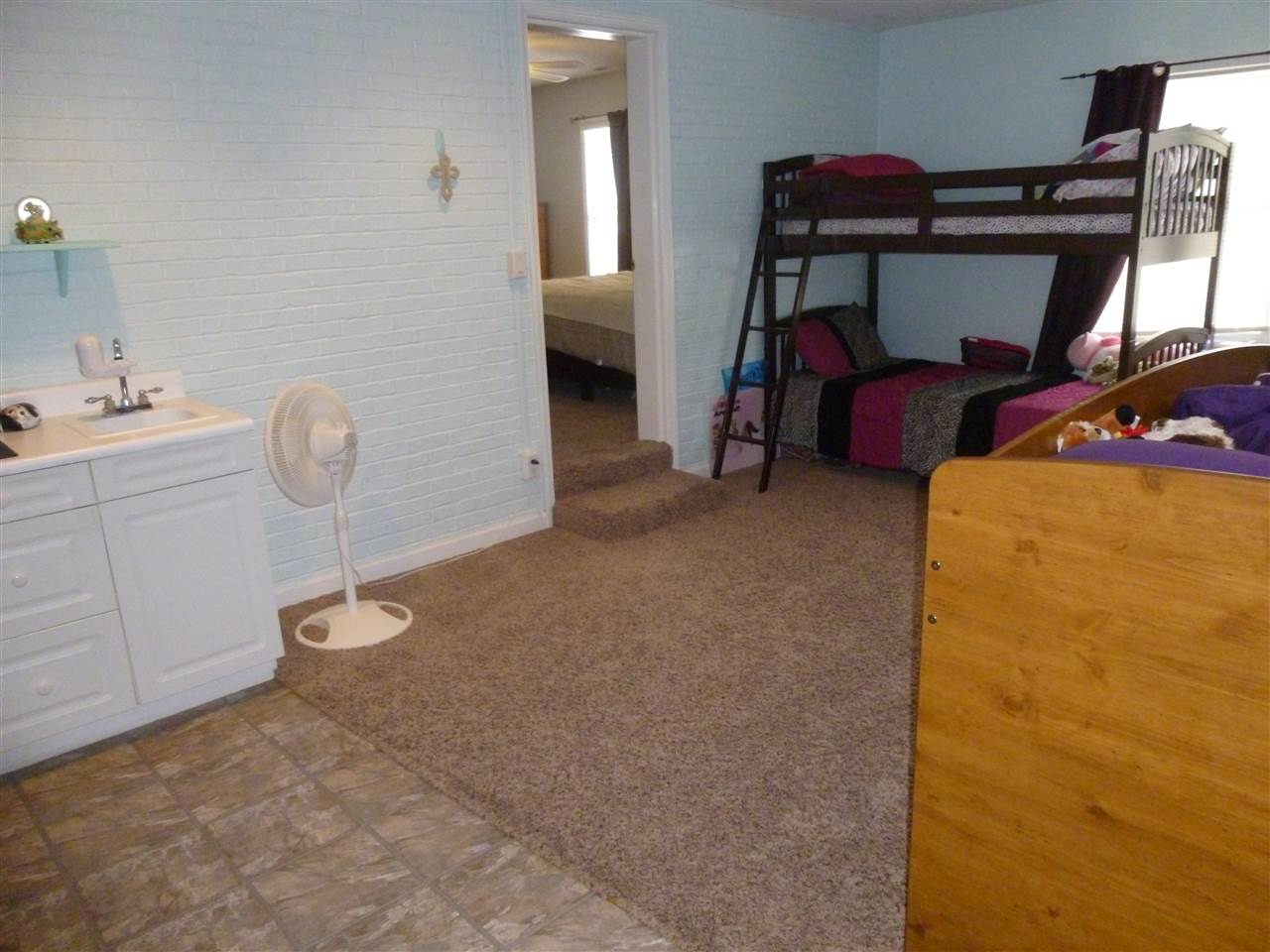 300 East Mill Road Evansville, IN 47711 - Photo 29 of 36 Gallery Image 29
