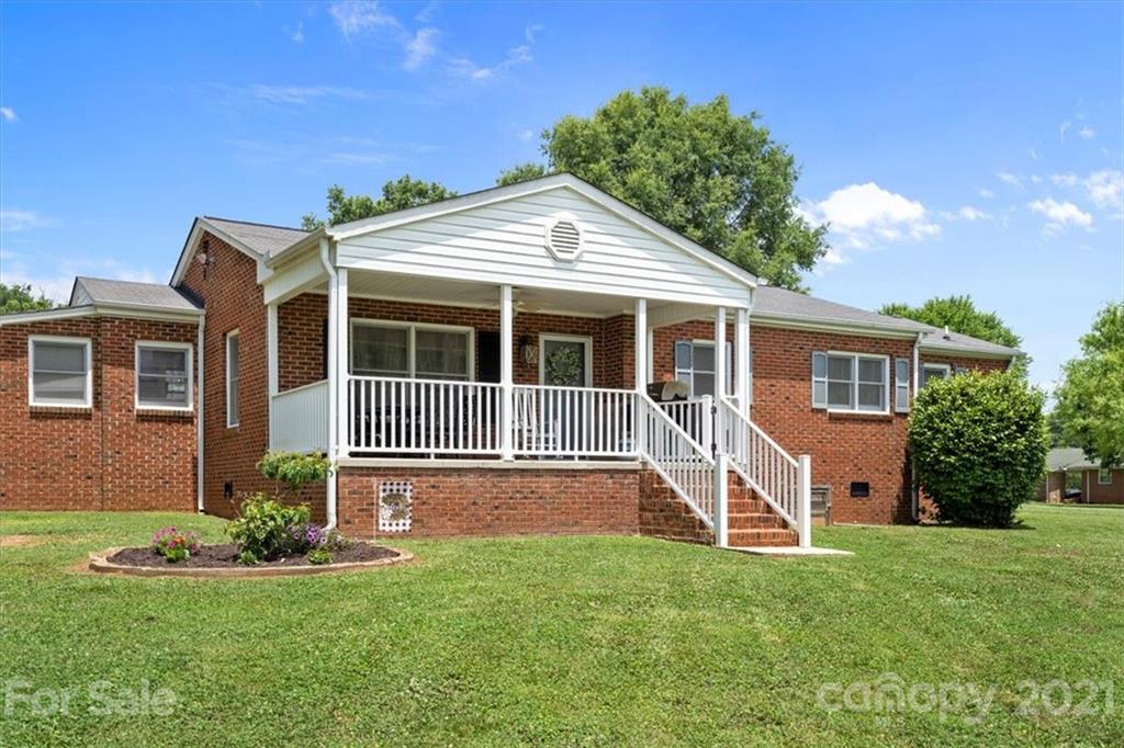 2706 South Post Road Shelby, NC 28152 - Photo 3 of 31 Gallery Image 3
