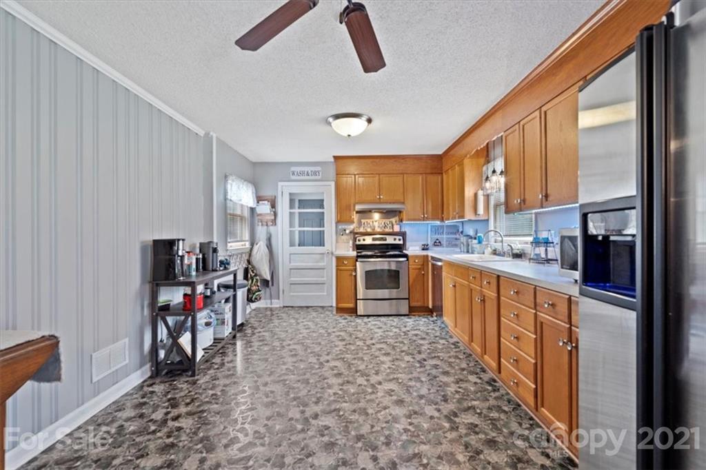 2706 South Post Road Shelby, NC 28152 - Photo 6 of 31 Gallery Image 6