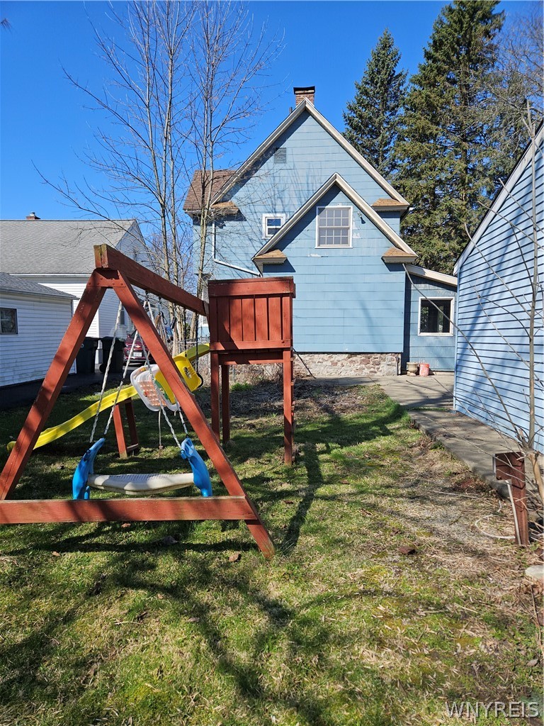 667 Nash Road North Tonawanda, NY 14120 - Photo 3 of 17
