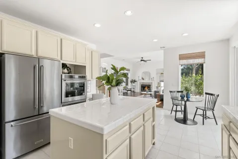 $2,495,000 | 3993 Via Cangrejo, San Diego, CA 92130