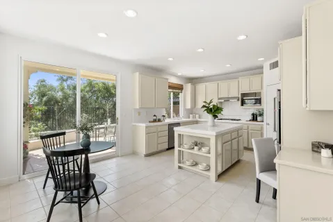$2,495,000 | 3993 Via Cangrejo, San Diego, CA 92130
