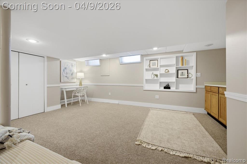 889 Hadley Road Rochester Hills, MI 48307 - Photo 38 of 54