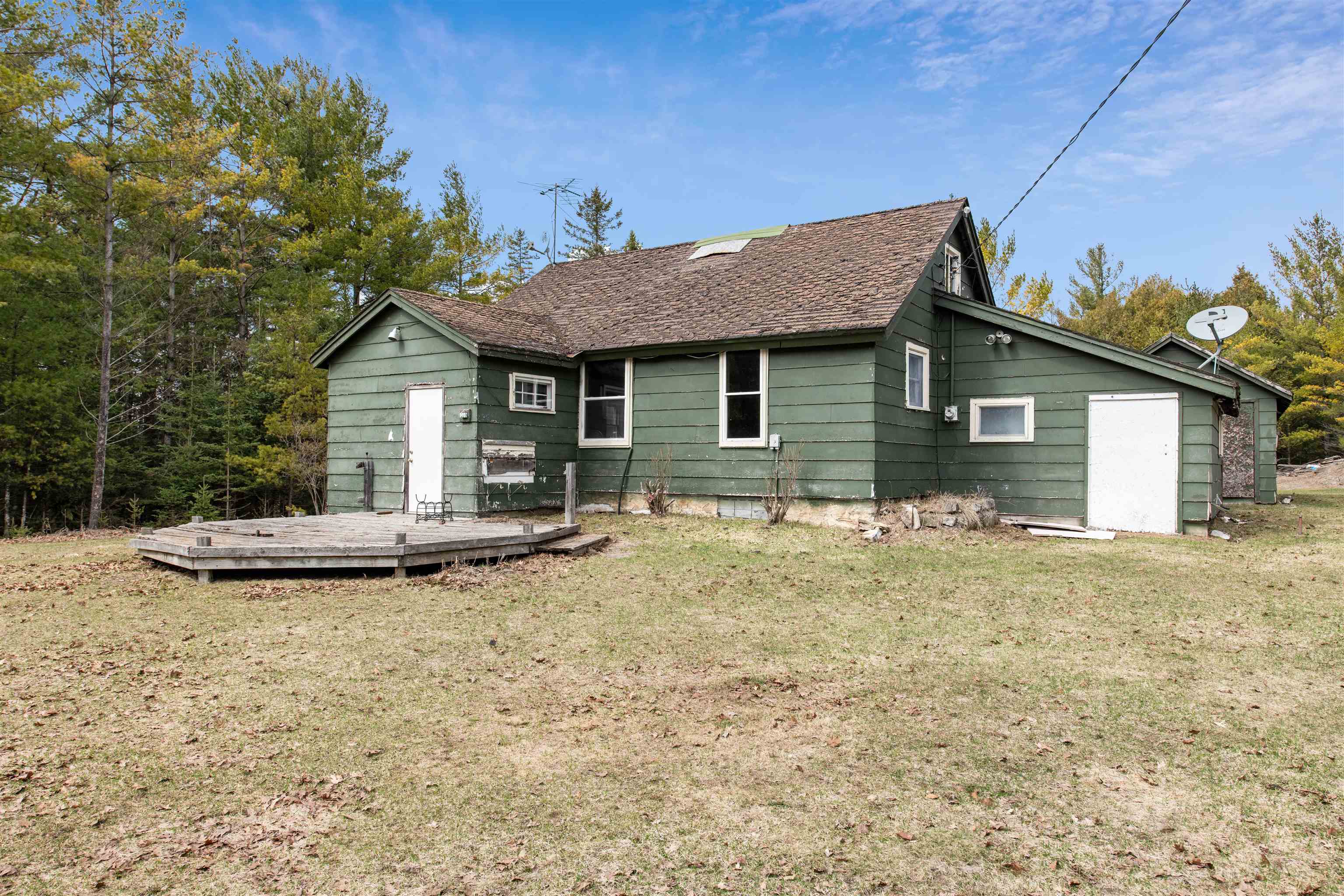 W3702 Chartre Road Stephenson, MI 49887 - Photo 4 of 36