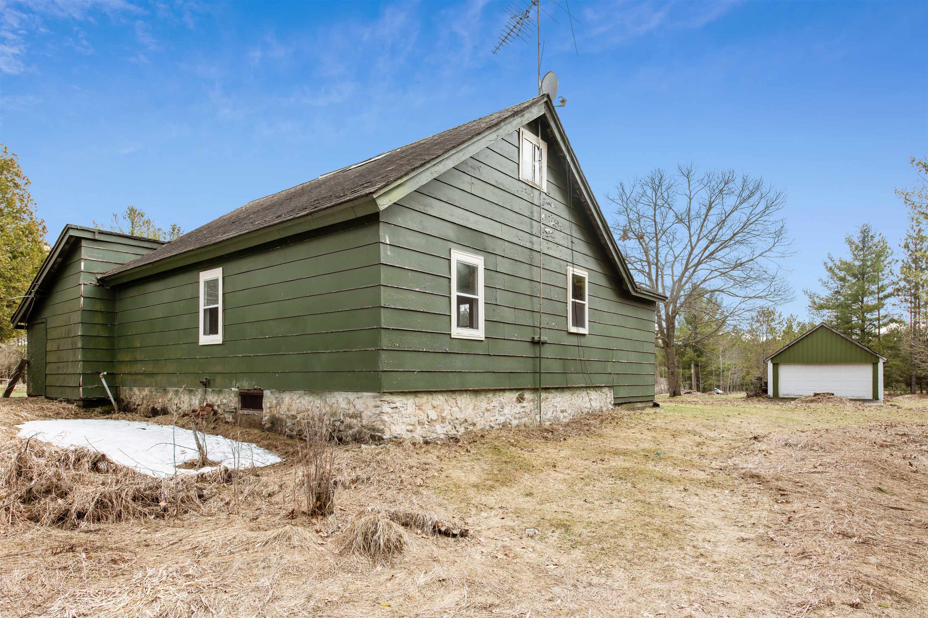 W3702 Chartre Road Stephenson, MI 49887 - Photo 9 of 36