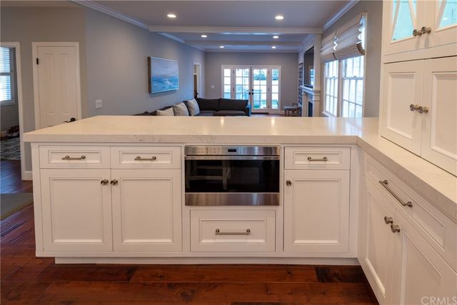 $2,850,000 | 3012 North Poinsettia Avenue, Manhattan Beach, CA 90266