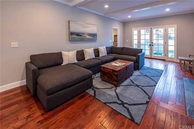 $2,850,000 | 3012 North Poinsettia Avenue, Manhattan Beach, CA 90266