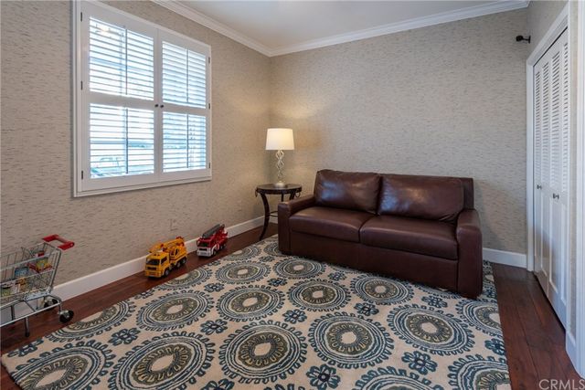 $2,850,000 | 3012 North Poinsettia Avenue, Manhattan Beach, CA 90266