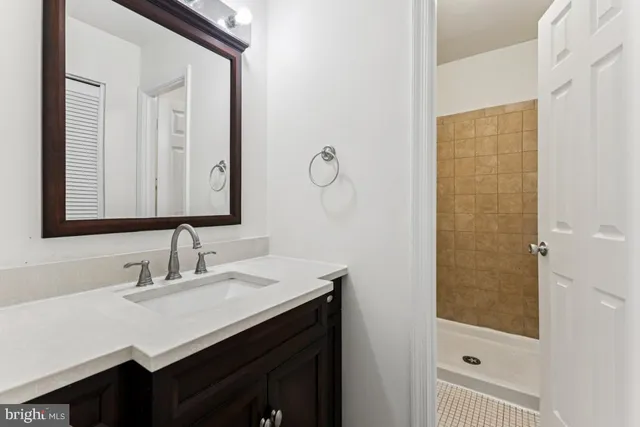 $574,900 | 10255 Braddock Road, Fairfax, VA 22032