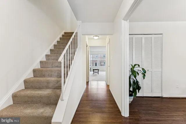 $574,900 | 10255 Braddock Road, Fairfax, VA 22032