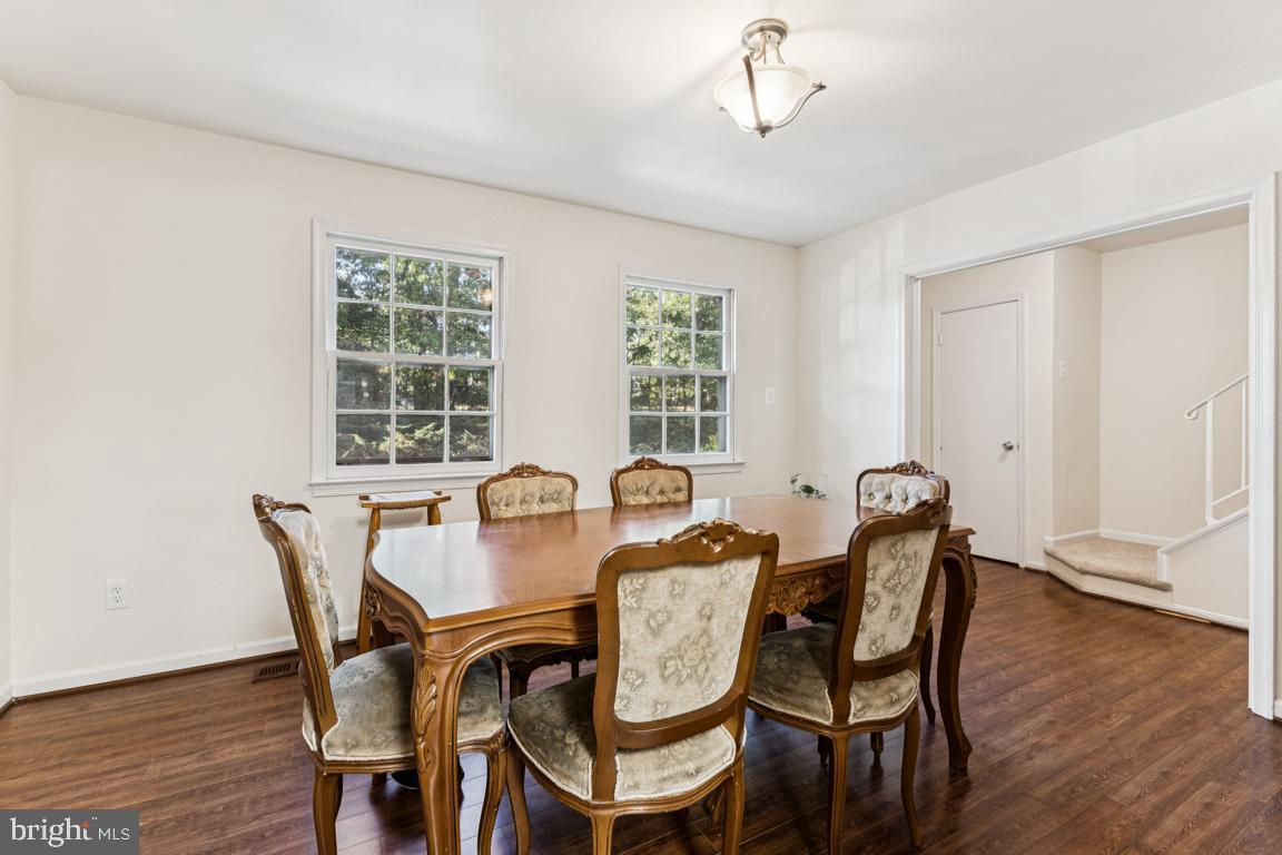 10255 Braddock Road Fairfax, VA 22032 - Photo 4 of 24