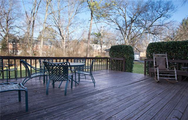 106 Alton Road Nashville, TN 37205 - Photo 13 of 15 Expansive deck perfect for entertaining or relaxing