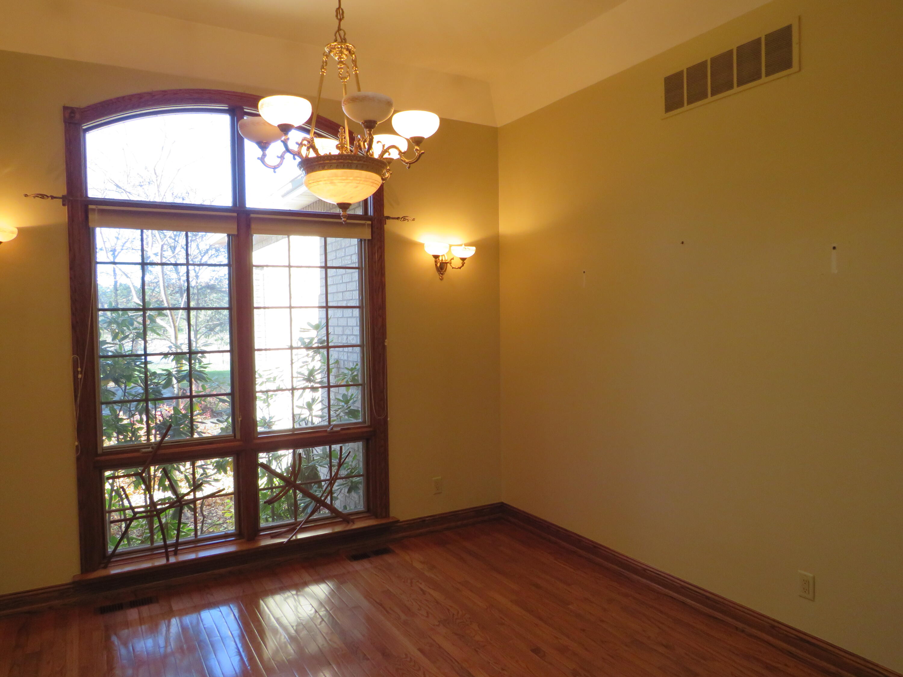 2315 Weigl Road Saginaw, MI 48609 - Photo 112 of 154 IMG_2578