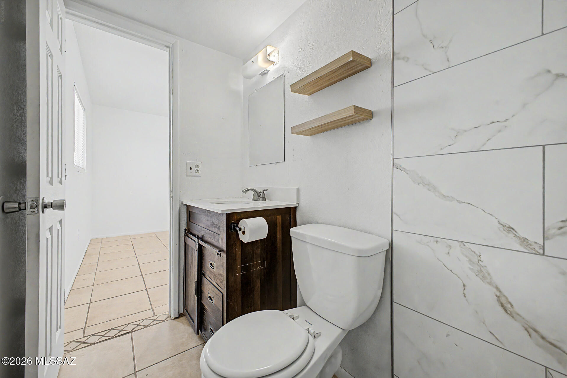 7460 North Oldfather Road Tucson, AZ 85741 - Photo 16 of 24 Bathroom