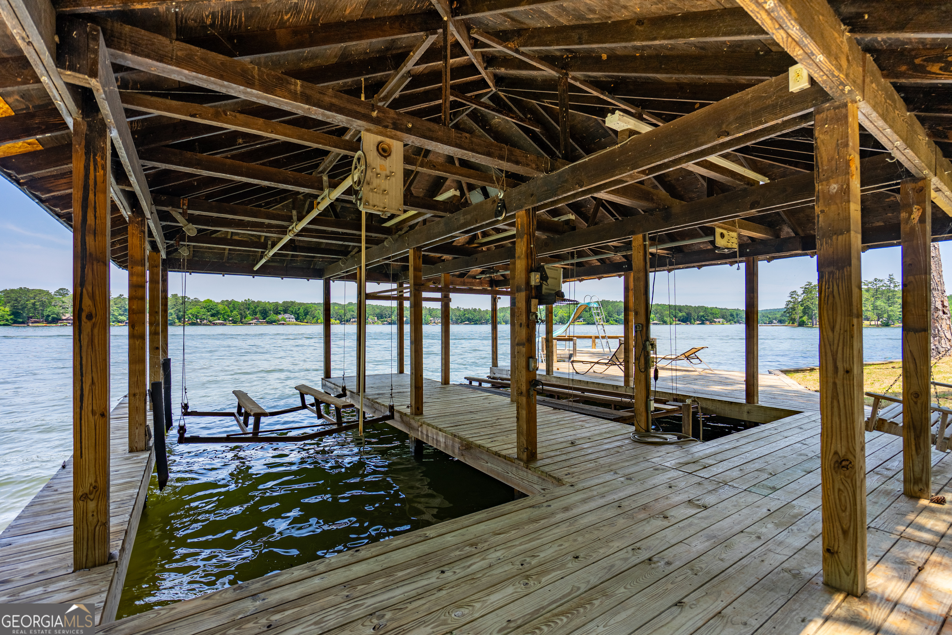 230 Kelly Drive Hamilton, GA 31811 - Photo 43 of 53 a view of a ocean room with wooden floor