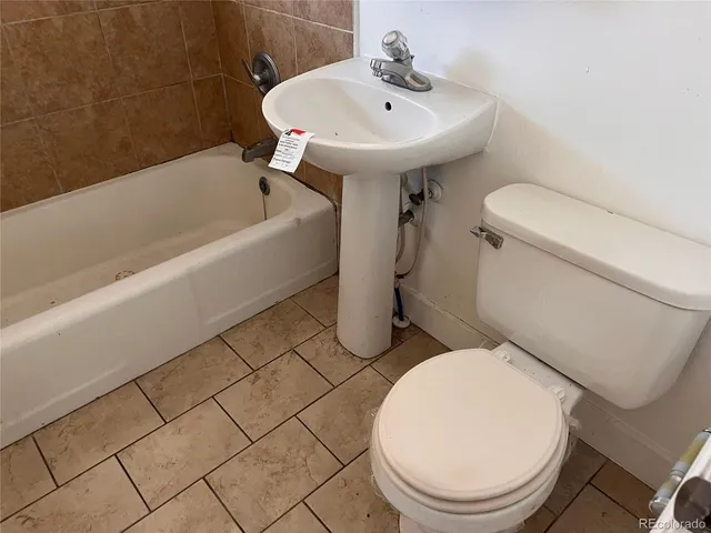 $265,000 | 930 Nome Street, Aurora, CO 80010