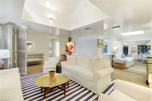 $30,000 | 295 6th Street North, Naples, FL 34102