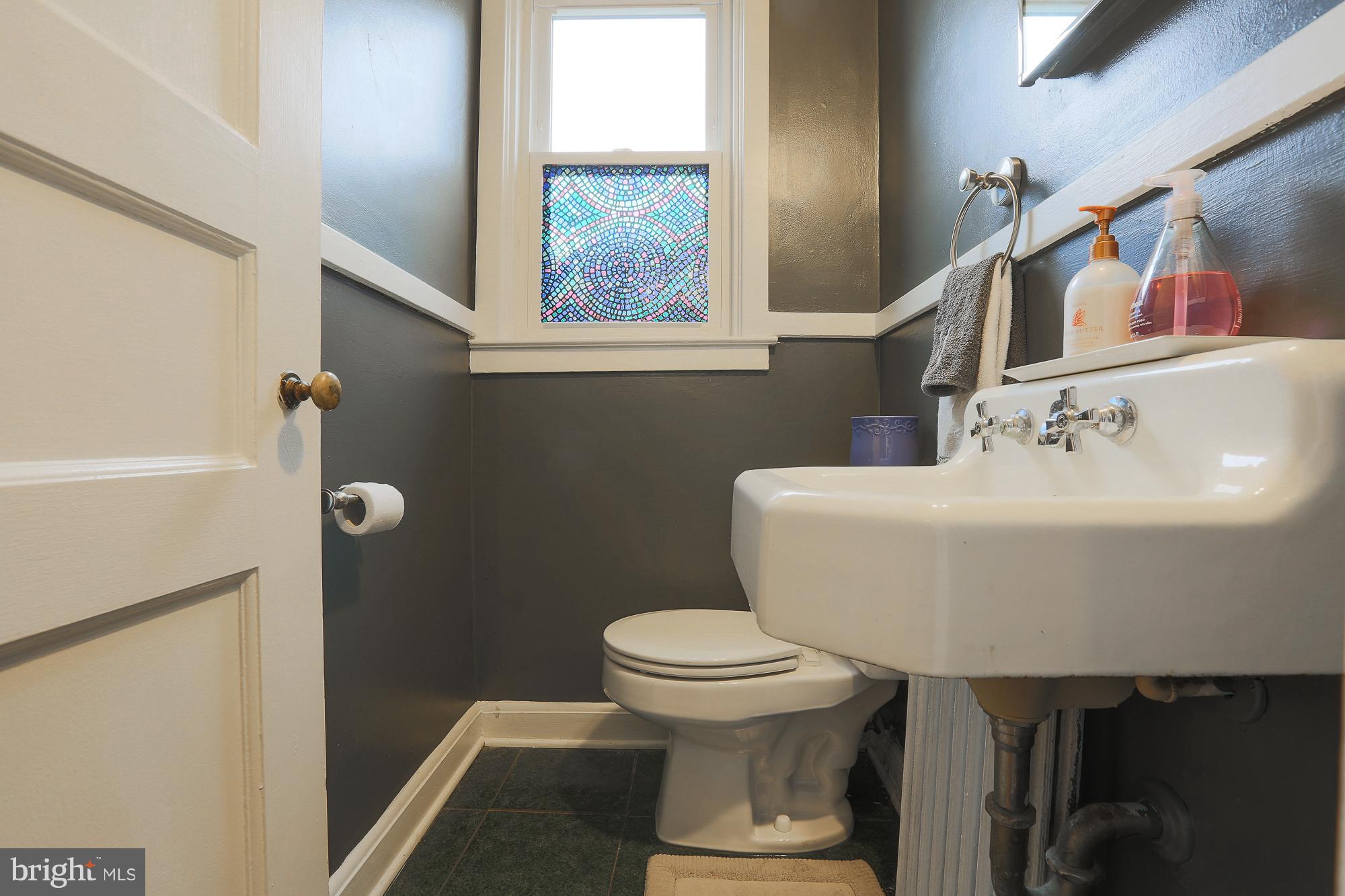 403 Croydon Road Baltimore, MD 21212 - Photo 22 of 30 Bath