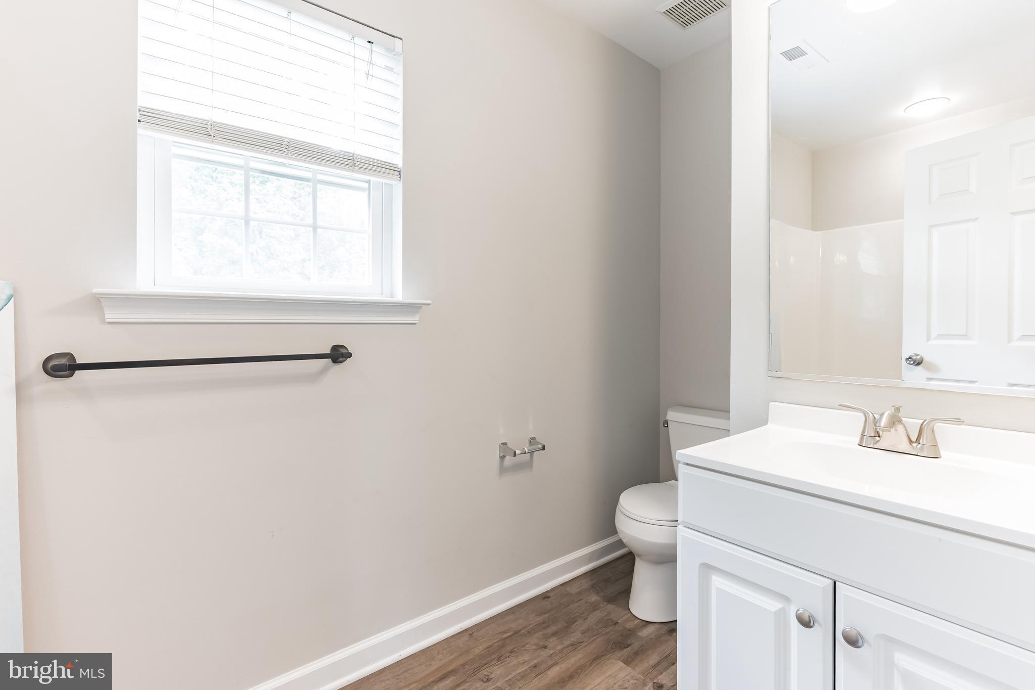 1925 Rudolph Lane Lusby, MD 20657 - Photo 25 of 58 Hallway Bath
