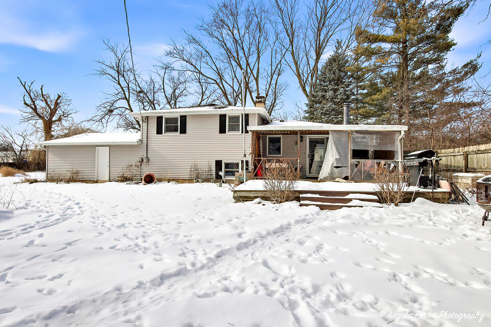8 East Rollins Road Round Lake Beach, IL 60073 - Photo 16 of 20 Gallery Image 16