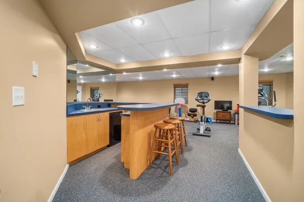 $989,000 | 2262 Carlyle Court, Buffalo Grove, IL 60089