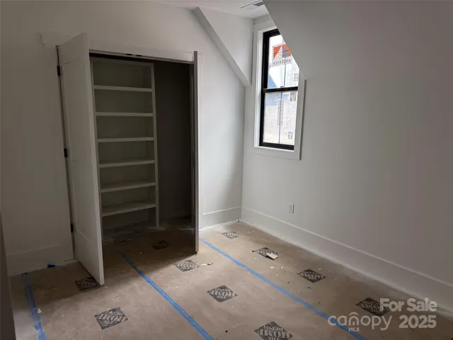 $925,000 | 81 Goldenwood Lane, Mills River, NC 28759