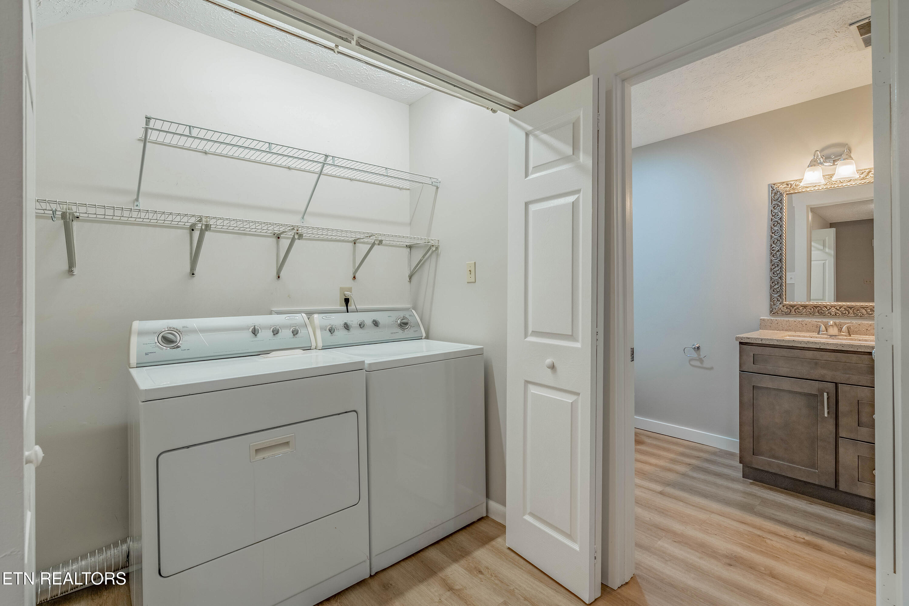 2705 Sood Road, Unit G Knoxville, TN 37921 - Photo 12 of 26 A7301118-HDR