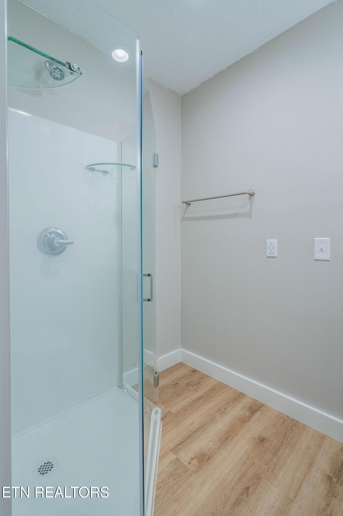 2705 Sood Road, Unit G Knoxville, TN 37921 - Photo 17 of 26 A7301151-HDR