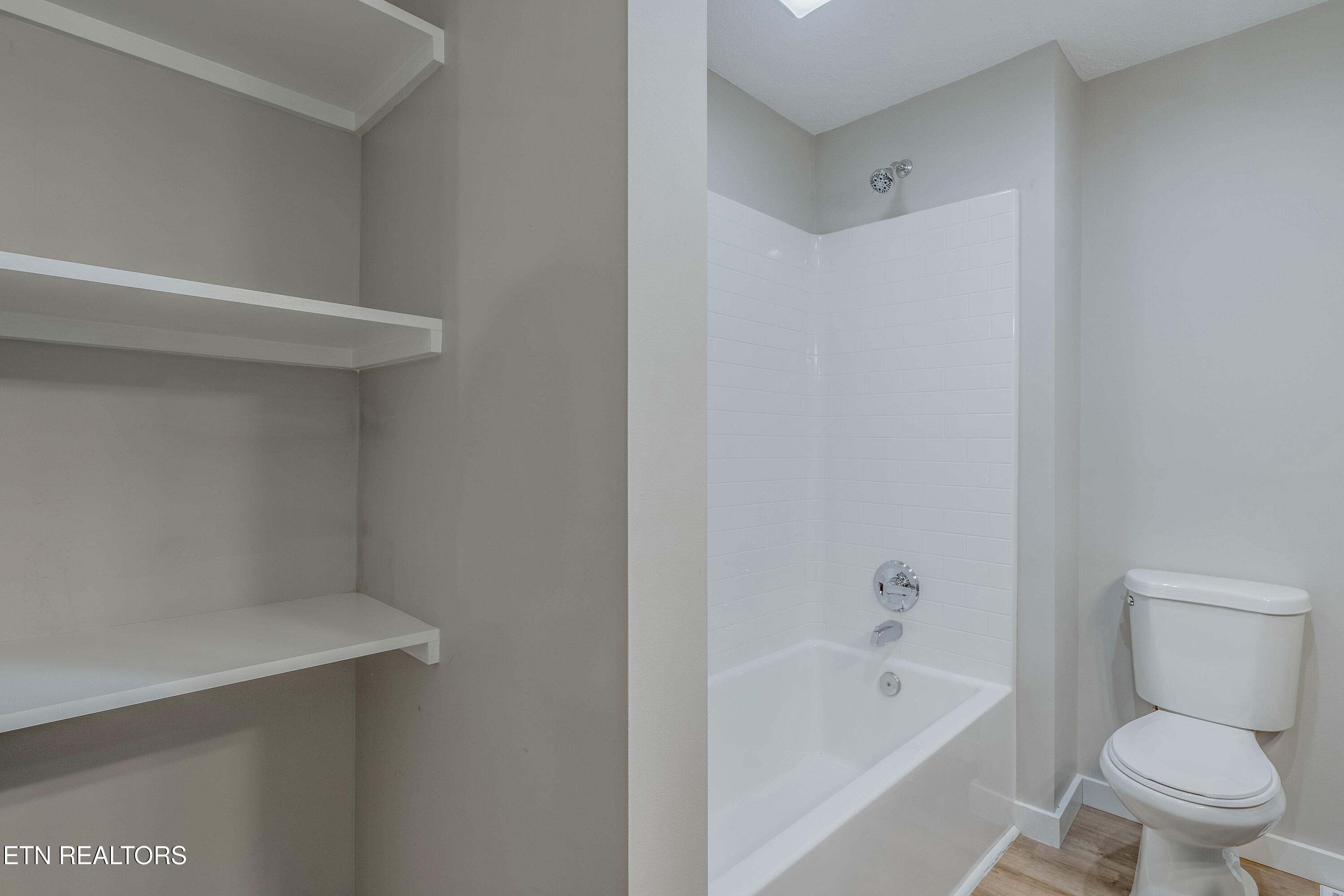 2705 Sood Road, Unit G Knoxville, TN 37921 - Photo 22 of 26 A7301166-HDR