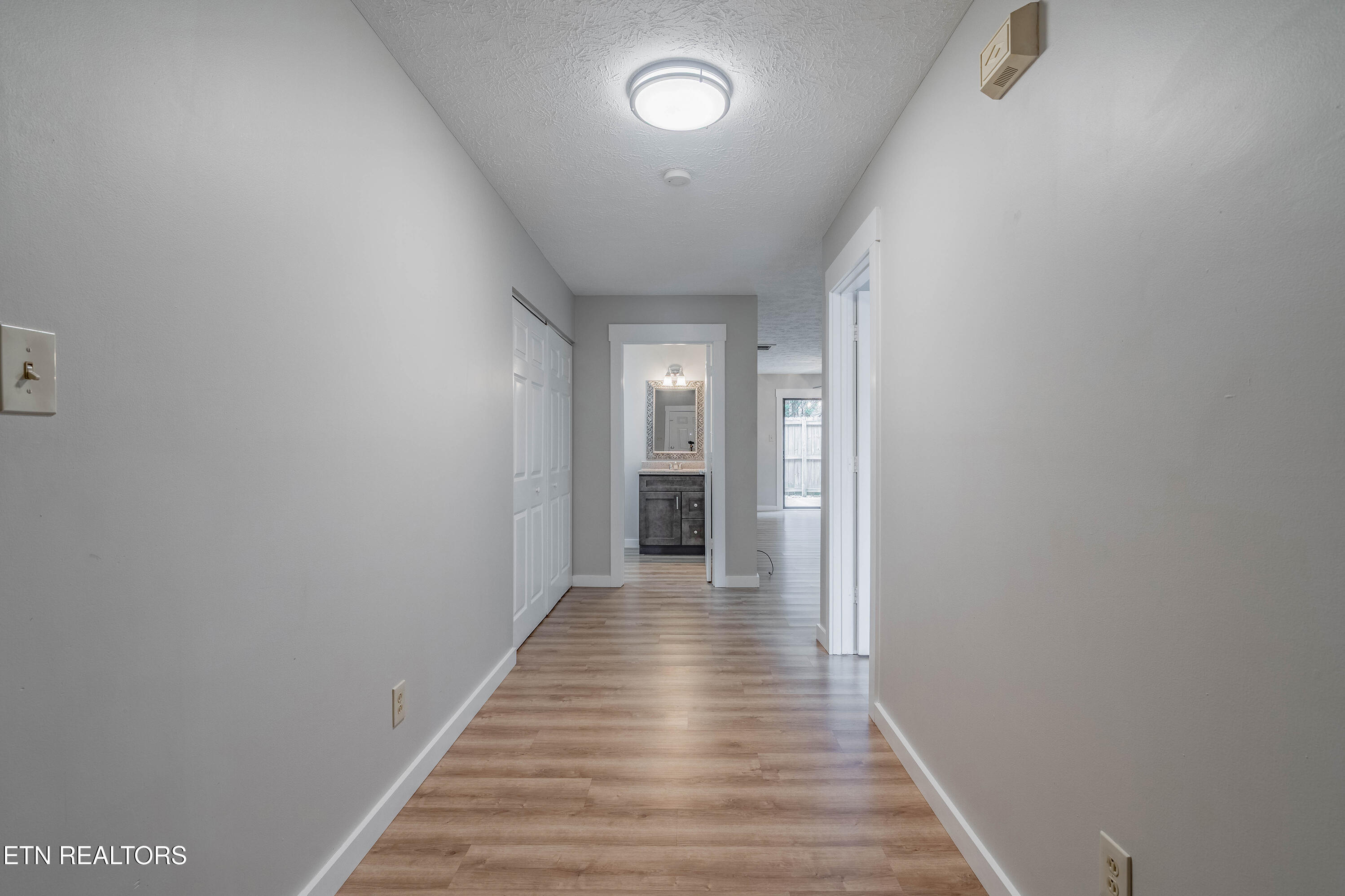 2705 Sood Road, Unit G Knoxville, TN 37921 - Photo 3 of 26 A7301106-HDR