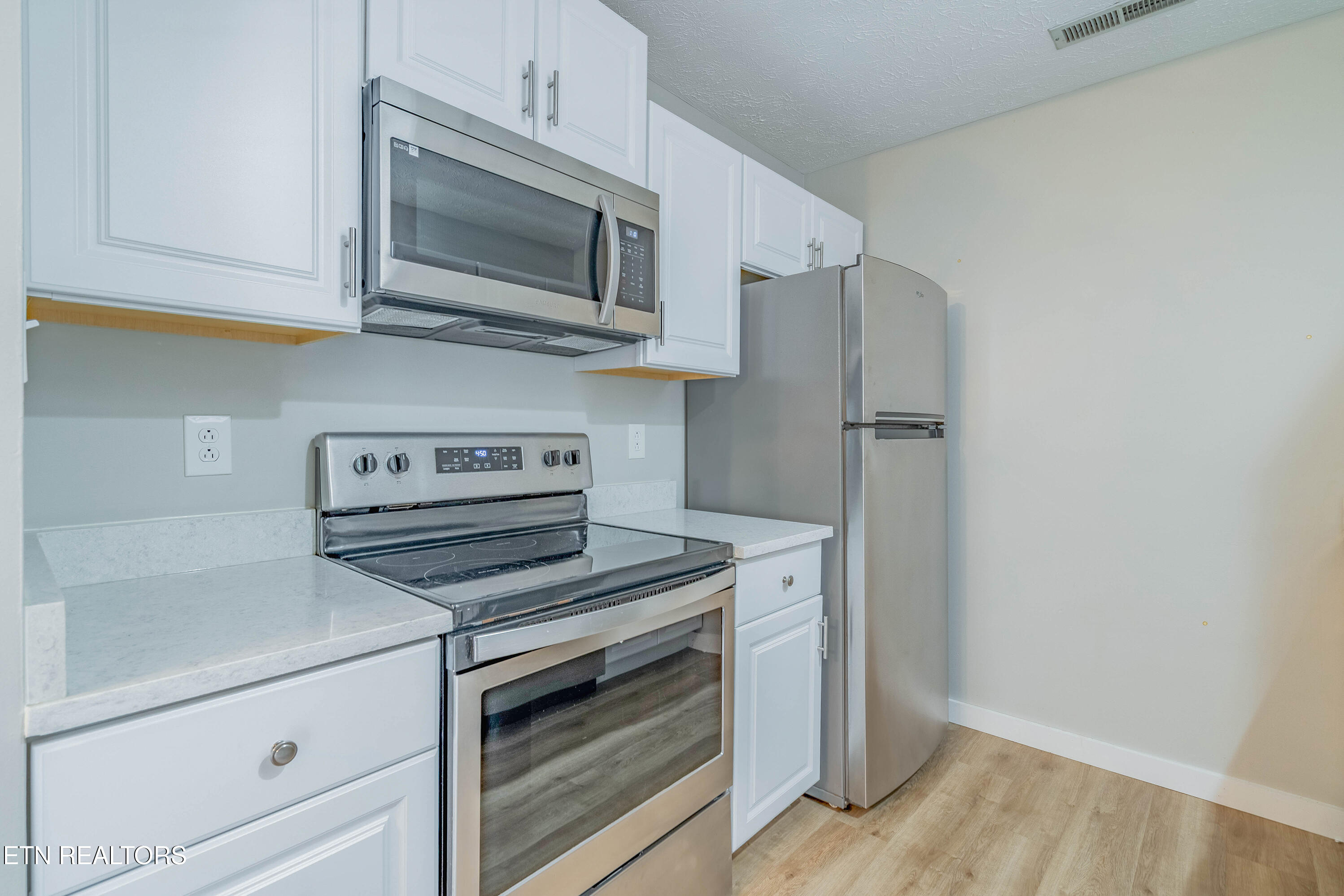 2705 Sood Road, Unit G Knoxville, TN 37921 - Photo 8 of 26 A7301136-HDR