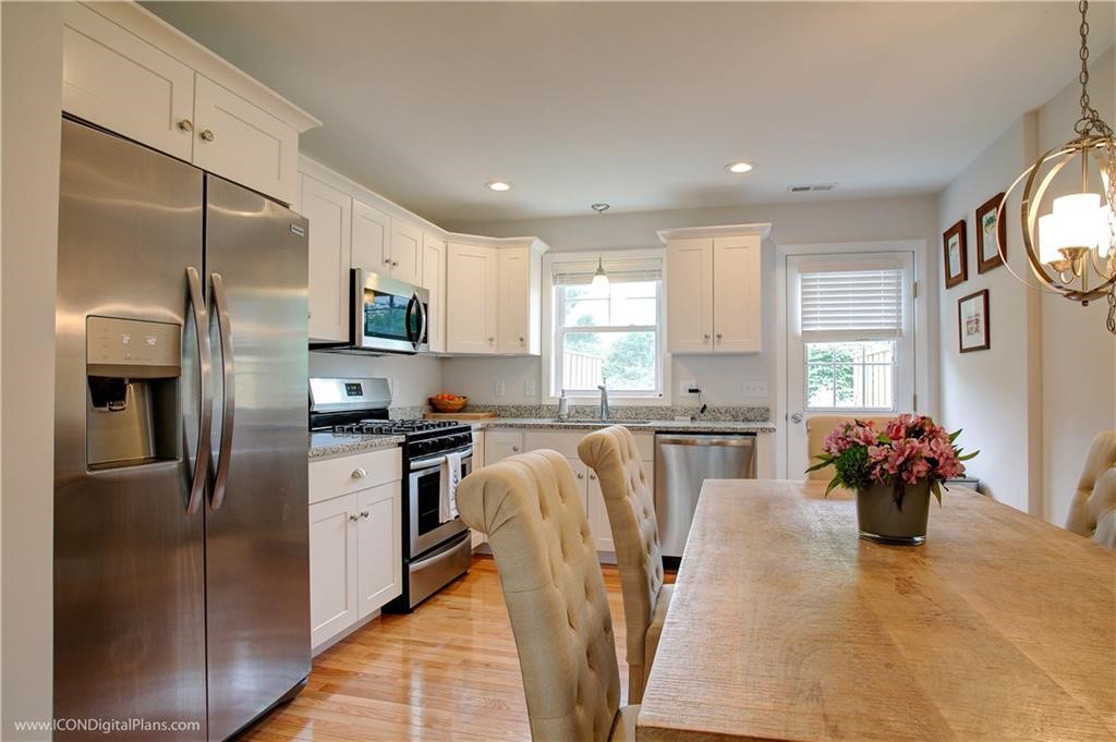 56 Mariner Way Middletown, RI 02842 - Photo 11 of 28