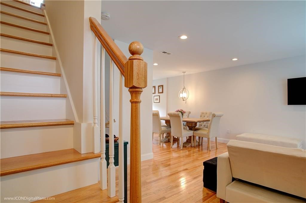 56 Mariner Way Middletown, RI 02842 - Photo 14 of 28