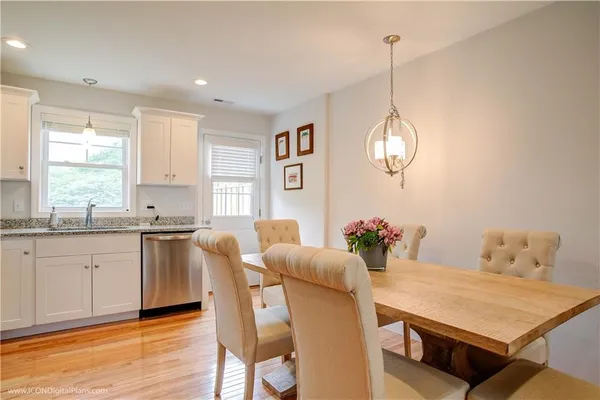 $3,000 | 56 Mariner Way, Middletown, RI 02842