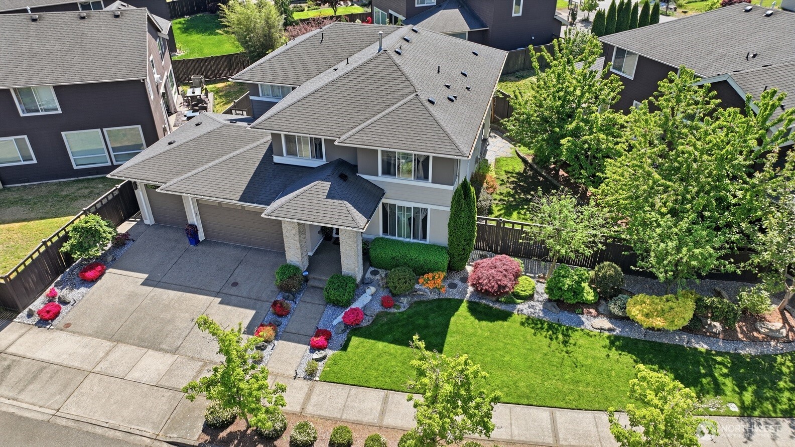 3709 Northeast 24th Street Renton, WA 98056 - Photo 28 of 37 an aerial view of a house