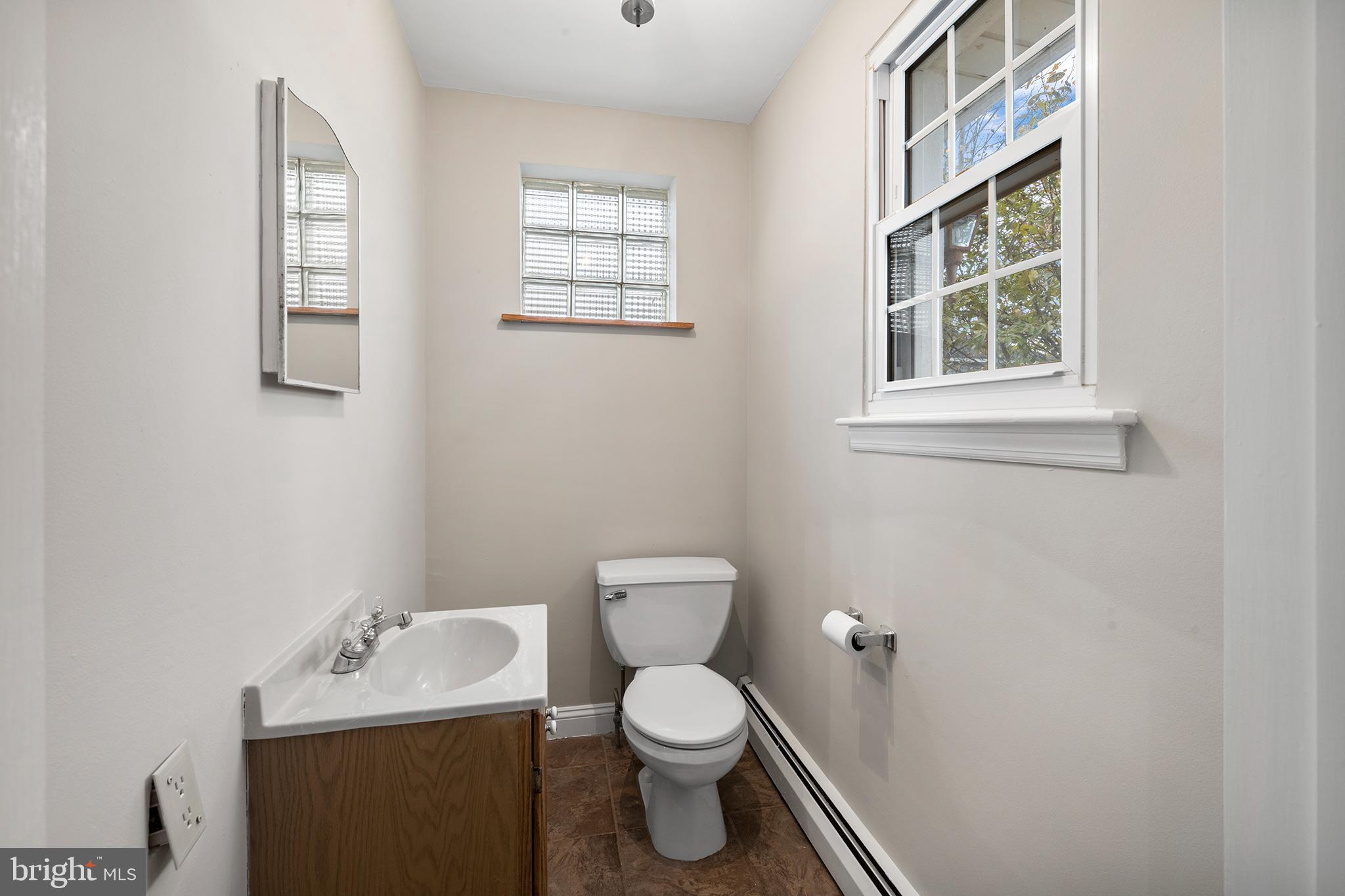 511 Broad Street Spring City, PA 19475 - Photo 11 of 25 Gallery Image 11