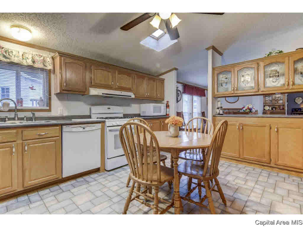 1 Bone Valley Drive Springfield, IL 62702 - Photo 12 of 31 Gallery Image 12