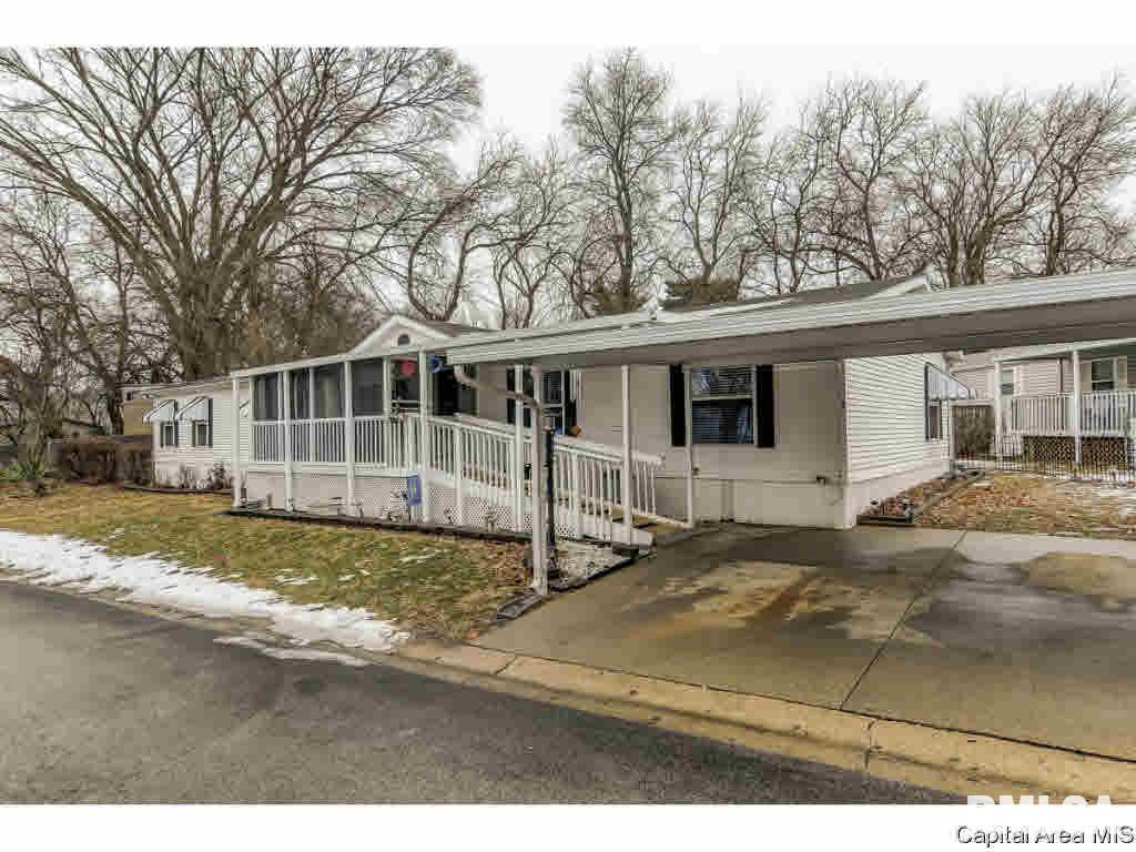 1 Bone Valley Drive Springfield, IL 62702 - Photo 3 of 31 Gallery Image 3