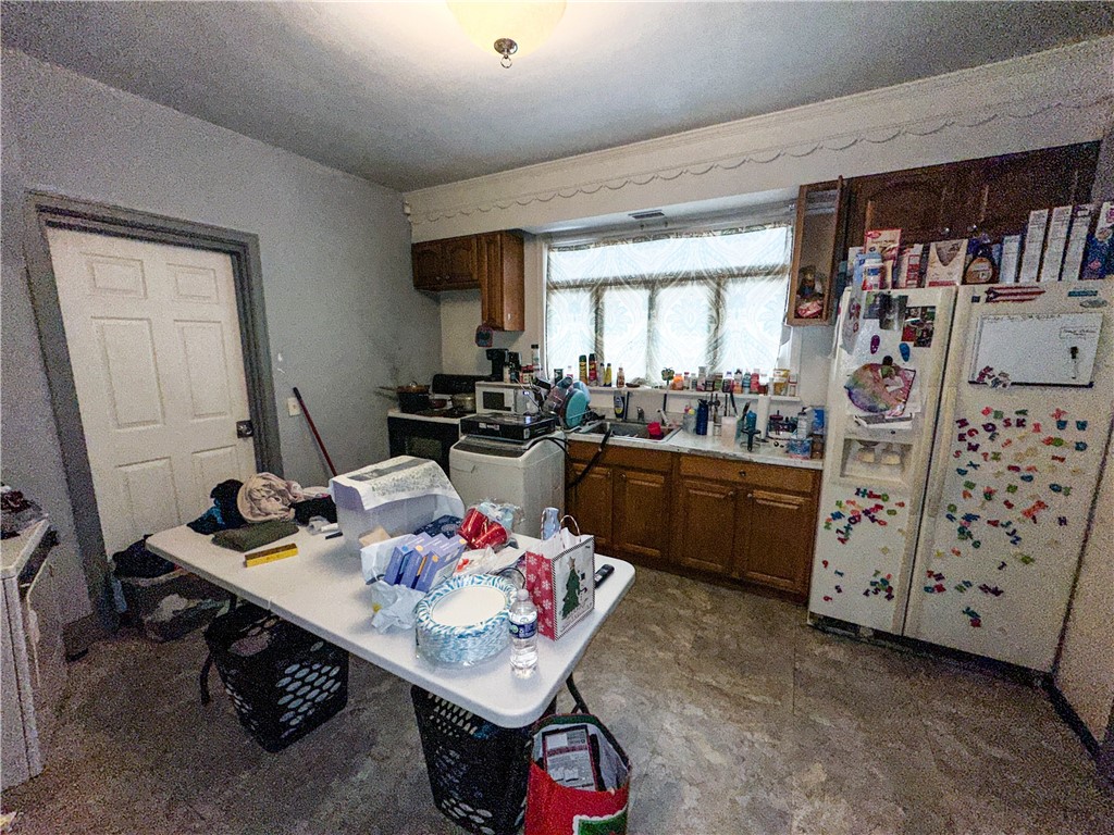 40 Galusha Street Rochester, NY 14605 - Photo 4 of 9