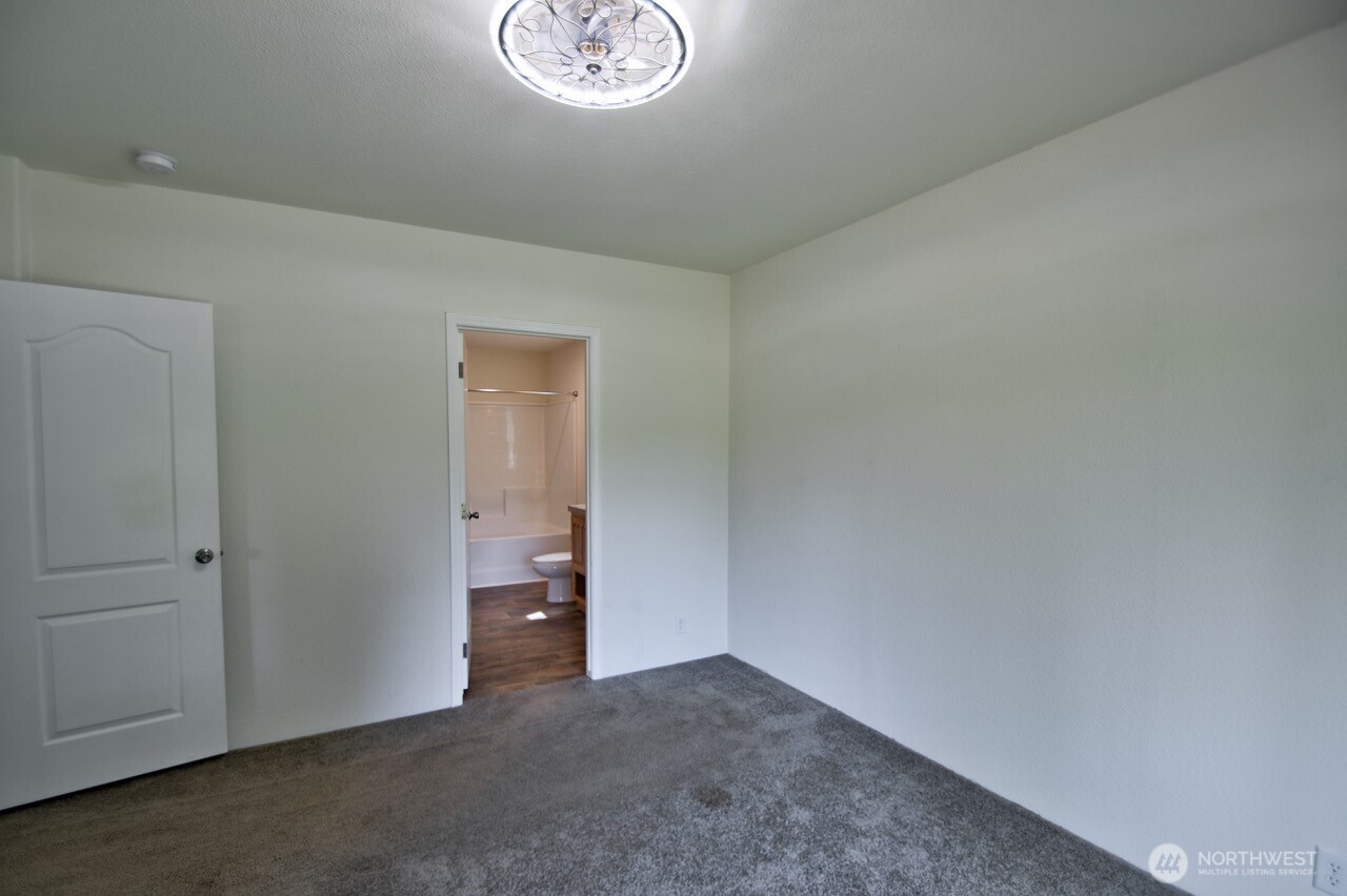273 Jorgensen Road Onalaska, WA 98570 - Photo 9 of 34 Gallery Image 9
