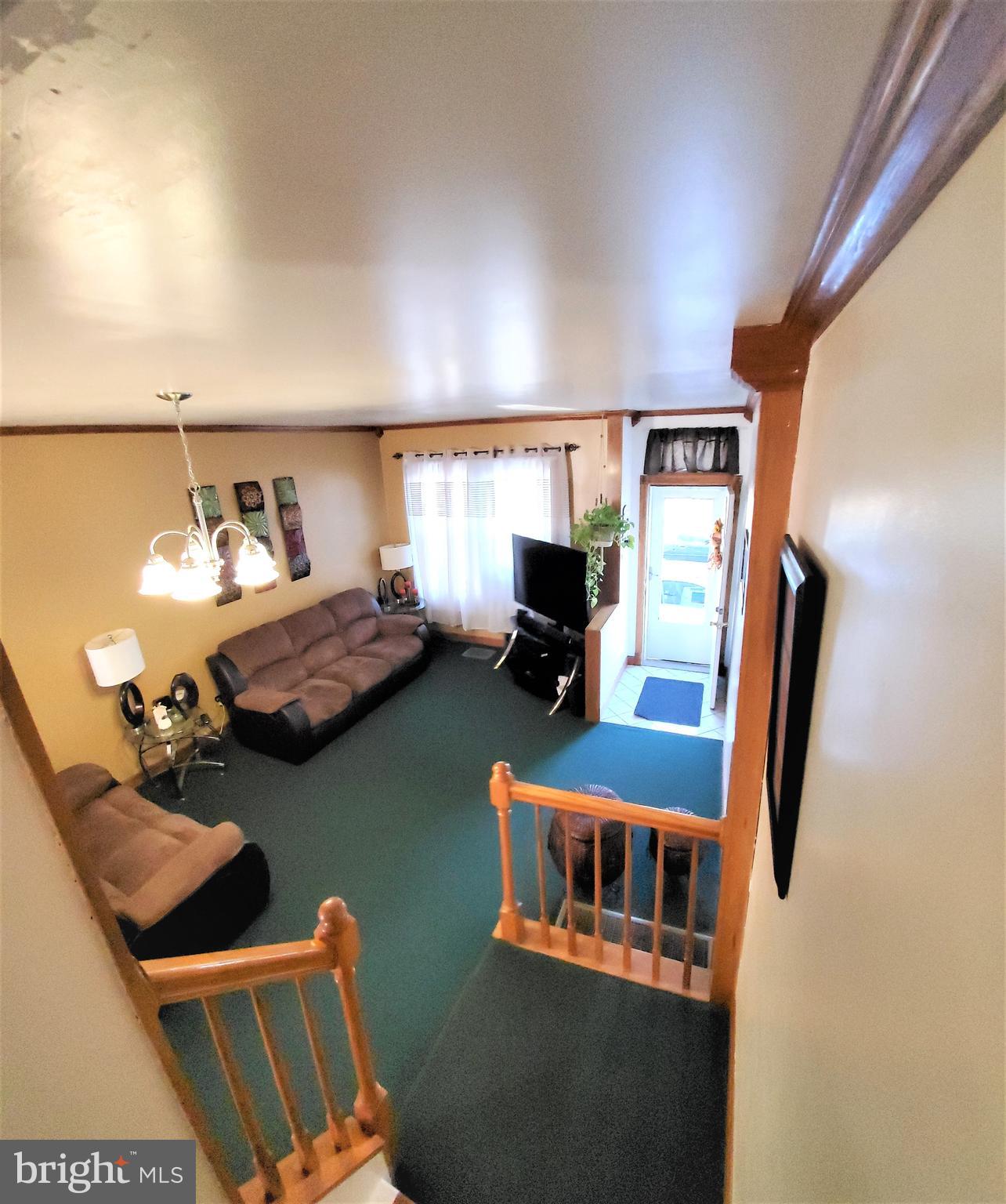513 Ritter Street Reading, PA 19601 - Photo 13 of 33 Living room