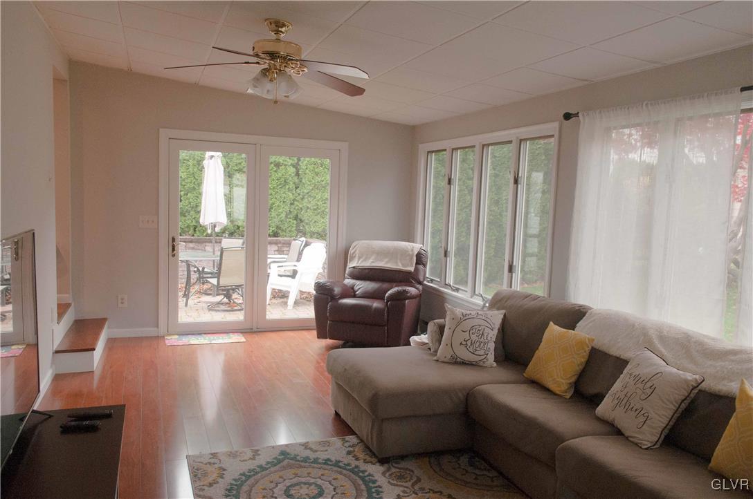 463 Locust Road Hellertown, PA 18055 - Photo 7 of 15 Gallery Image 7