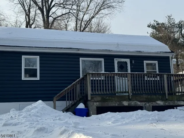 $2,150 | 7 Daretown Road, West Milford, NJ 07421