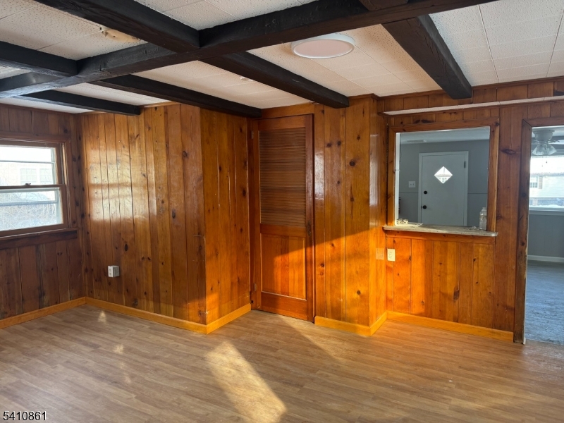 7 Daretown Road West Milford, NJ 07421 - Photo 2 of 6