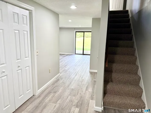 $249,900 | 169 Greenwoods Lane, Unit 169, East Windsor, CT 06088